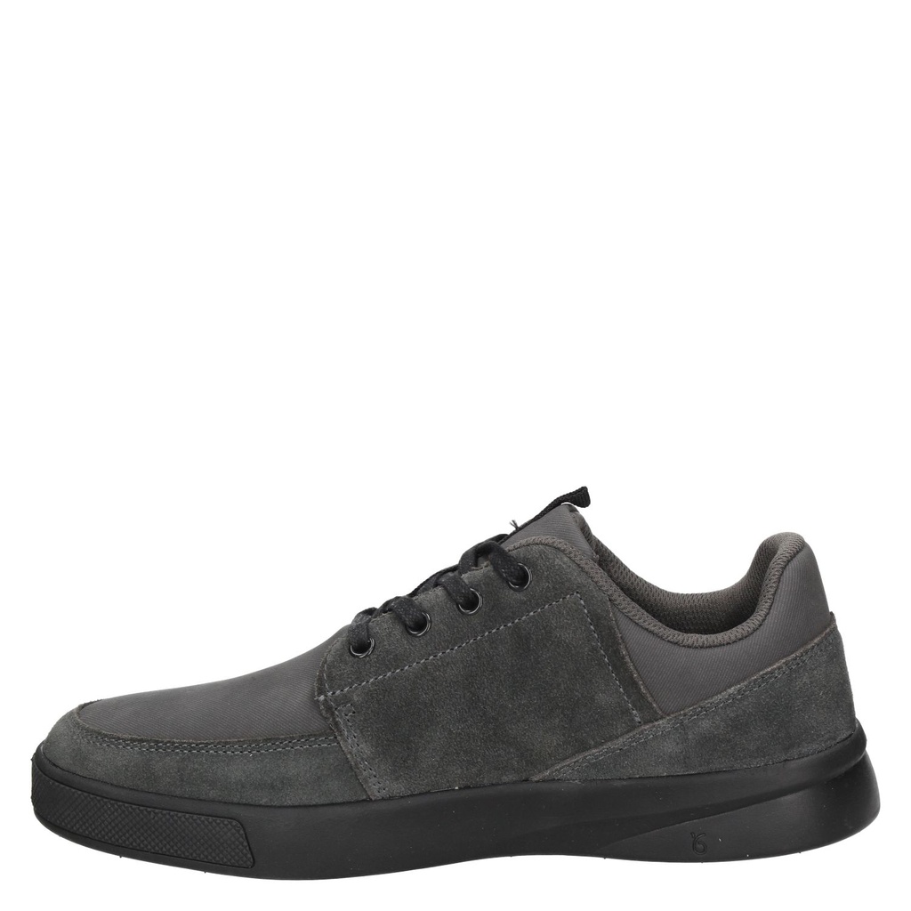 16 Hrs Zapatillas Hombres D162